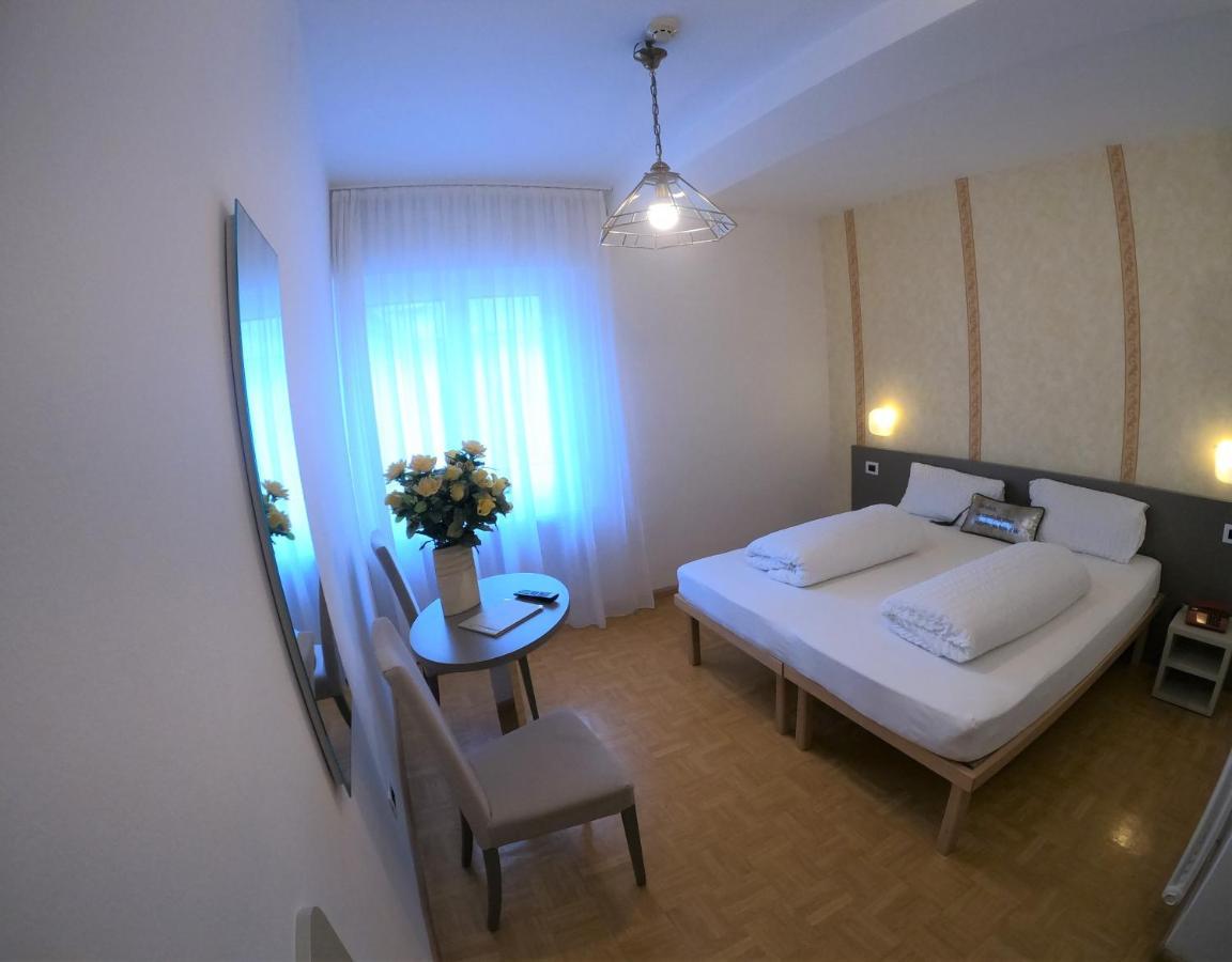 Albergo Alla Torre Siegler Im Thurm Merano Exteriör bild