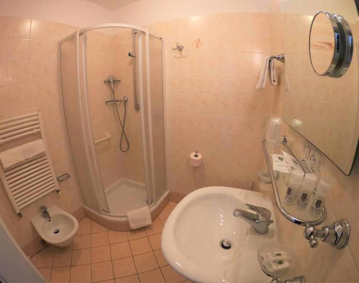 Albergo Alla Torre Siegler Im Thurm Merano Exteriör bild