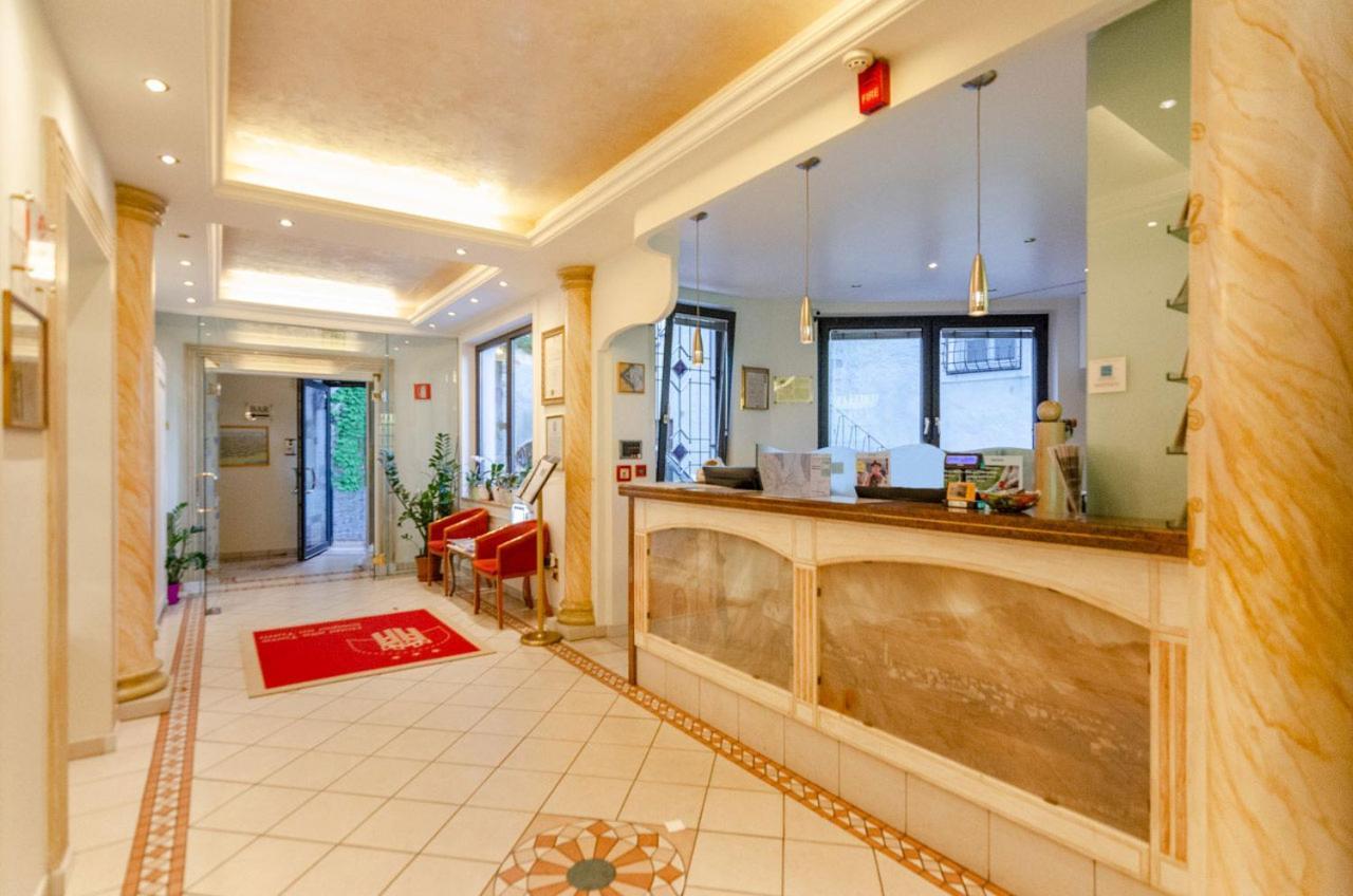 Albergo Alla Torre Siegler Im Thurm Merano Exteriör bild