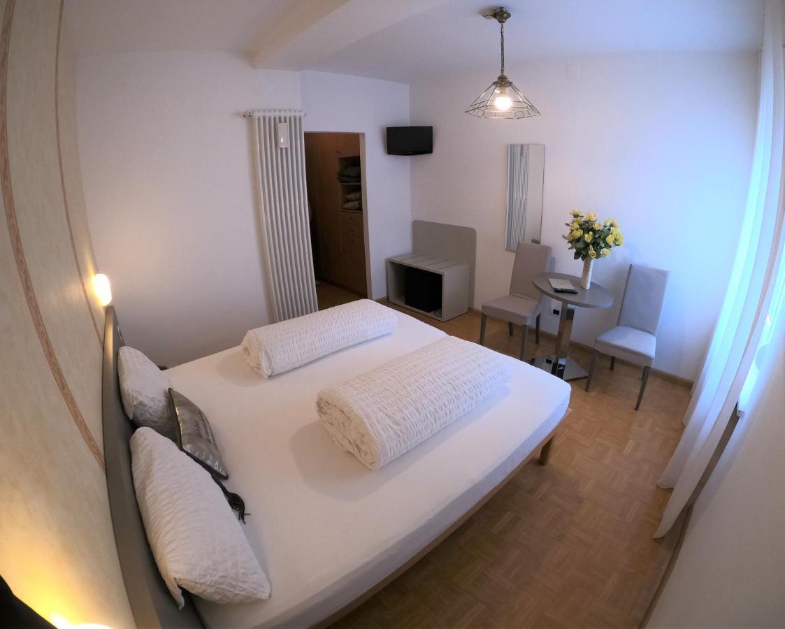 Albergo Alla Torre Siegler Im Thurm Merano Exteriör bild