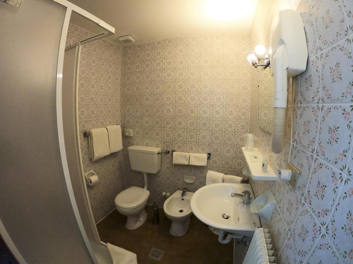 Albergo Alla Torre Siegler Im Thurm Merano Exteriör bild